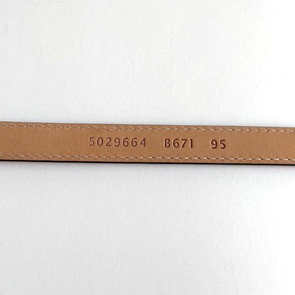 Vintage Escada Pink Patent Leather Belt with Gold Heart Buckle - Picture 6 of 8